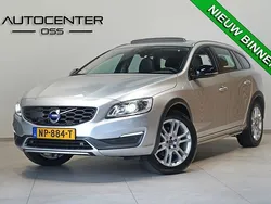 Grijs Gebruikt 2016 Volvo V60 CC Summum Stationwagen | € 12.995 (Iets duurder)