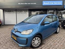 Blauw Gebruikt 2018 VW up! Move Hatchback | € 9.950 (Goede deal)