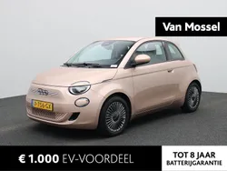 Rood Gebruikt 2022 Fiat 500e Icon Hatchback | € 17.400 (Eerlijke prijs)