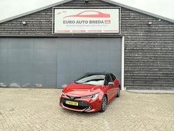 Rood Gebruikt 2019 Toyota Corolla Style Hatchback | € 15.995 (Goede deal)