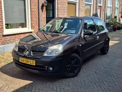 Zwart Gebruikt 2006 Renault Clio II Hatchback | € 1.300 (Goede deal)