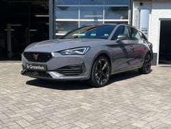 Grijs Gebruikt 2024 Cupra Leon Stationwagen | € 31.995 (Eerlijke prijs)