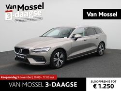 Grijs Gebruikt 2021 Volvo V60 Momentum Stationwagen | € 24.900 (Super prijs)