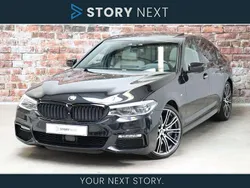 Zwart Gebruikt 2017 BMW 540 Executive Sedan | € 32.950 (Eerlijke prijs)