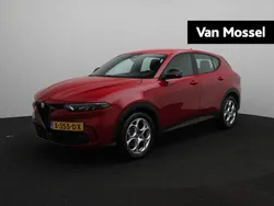 Rood Gebruikt 2023 Alfa Romeo Tonale Sprint SUV | € 31.940 (Goede deal)