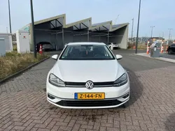 Wit Gebruikt 2019 VW Golf VII Hatchback | € 10.350 (Goede deal)
