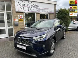 Blauw Gebruikt 2020 Toyota RAV4 Hybrid Executive SUV | € 30.950 (Eerlijke prijs)