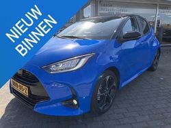 Blauw Nieuw 2025 Toyota Yaris Edition Hatchback | € 31.945 (Eerlijke prijs)