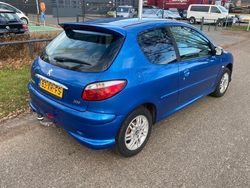 Blauw Gebruikt 2007 Peugeot 206 Forever Hatchback | € 1.199 (Eerlijke prijs)