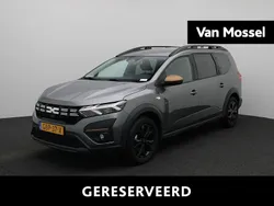 Grijs Gebruikt 2024 Dacia Jogger Extreme MPV | € 28.935 (Eerlijke prijs)