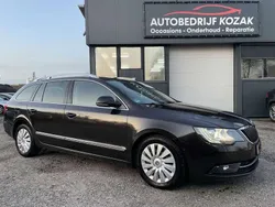 Bruin, metallic lak Gebruikt 2013 Skoda Superb Business Line Stationwagen | € 3.750 (Iets duurder)