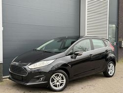Zwart Gebruikt 2015 Ford Fiesta Titanium Hatchback | € 3.950 (Goede deal)