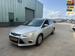 Grijs Gebruikt 2011 Ford Focus Ambiente Hatchback | € 2.350 (Super prijs)