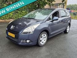 Blauw Gebruikt 2013 Peugeot 5008 Style MPV | € 3.499 (Goede deal)