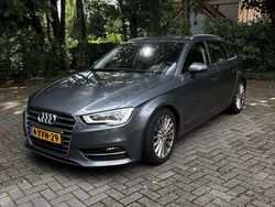 Grijs Gebruikt 2014 Audi A3 Ambiente Sedan | € 8.800 (Super prijs)