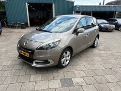 Bruin Gebruikt 2012 Renault Scénic III Dynamique MPV | € 4.250 (Eerlijke prijs)
