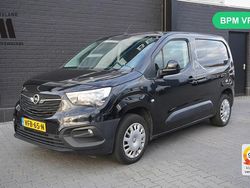 Zwart Gebruikt 2020 Opel Combo Van | € 10.499 (Eerlijke prijs)
