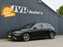 Zwart Gebruikt 2024 Mercedes A200 AMG line Hatchback | € 36.750 (Iets duurder)