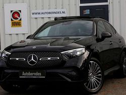Zwart Gebruikt 2023 Mercedes GLC300e AMG line Coupé | € 69.900 (Eerlijke prijs)