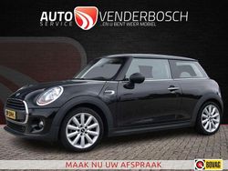 Zwart Gebruikt 2018 Mini ONE Business Hatchback | € 13.290 (Goede deal)