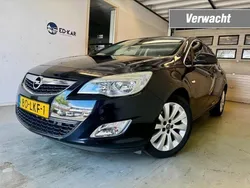Zwart, metallic lak Gebruikt 2010 Opel Astra Cosmo Hatchback | € 3.995 (Eerlijke prijs)
