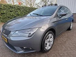 Grijs Gebruikt 2016 Seat Leon ST CONNECT Stationwagen | € 7.995 (Eerlijke prijs)