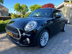 Zwart Gebruikt 2018 Mini Cooper Business Hatchback | € 16.700 (Eerlijke prijs)