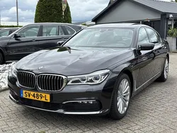 Grijs Gebruikt 2017 BMW 740 Executive Sedan | € 29.950 (Eerlijke prijs)