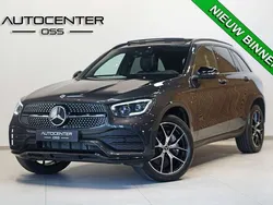 Grijs Gebruikt 2021 Mercedes GLC300 Business SUV | € 48.945 (Iets duurder)