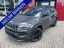 Grijs Gebruikt 2022 Jeep Compass SUV | € 25.945 (Goede deal)