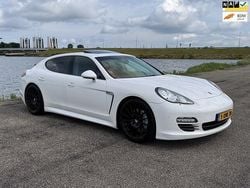 Wit Gebruikt 2012 Porsche Panamera Sport Sedan | € 24.944 (Eerlijke prijs)