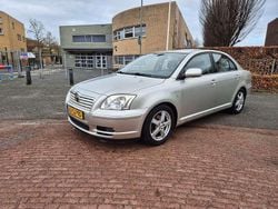 Grijs Gebruikt 2006 Toyota Avensis Sol Sedan | € 3.195 (Goede deal)