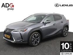 Grijs Gebruikt 2021 Lexus UX 250h SUV | € 29.950 (Eerlijke prijs)