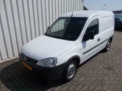Wit Gebruikt 2009 Opel Combo MPV | € 2.950 (Iets duurder)