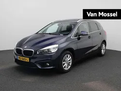 Blauw, metallic lak Gebruikt 2018 BMW 218 Active Tourer Executive MPV | € 17.900 (Goede deal)