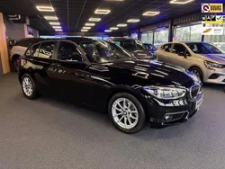 Zwart Gebruikt 2019 BMW 118 Executive Hatchback | € 19.950 (Super prijs)
