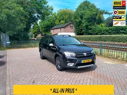 Zwart Gebruikt 2017 Dacia Logan MCV Stepway Stationwagen | € 8.950 (Iets duurder)