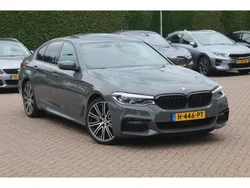 Grijs, metallic lak Gebruikt 2020 BMW 530 Executive Sedan | € 33.950 (Eerlijke prijs)