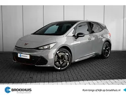 Grijs, metallic lak Gebruikt 2025 Cupra Born Hatchback | € 42.900