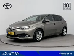 Bruin Gebruikt 2015 Toyota Auris Hybrid Hatchback | € 13.445 (Eerlijke prijs)
