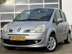Grijs Gebruikt 2008 Renault Grand Modus Dynamique MPV | € 1.999 (Eerlijke prijs)