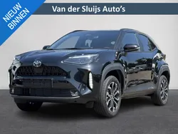 Zwart Nieuw 2025 Toyota Yaris Cross SUV | € 31.900 (Eerlijke prijs)