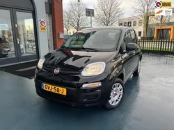 Zwart, metallic lak Gebruikt 2018 Fiat Panda Lounge Hatchback | € 10.850 (Iets duurder)