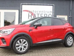 Rood, metallic lak Gebruikt 2020 Renault Captur Edition One SUV | € 16.950 (Eerlijke prijs)