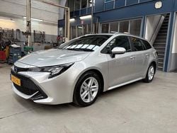 Grijs Gebruikt 2022 Toyota Corolla Active Stationwagen | € 23.150