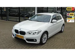 Wit Gebruikt 2018 BMW 118 Executive Hatchback | € 17.995 (Eerlijke prijs)