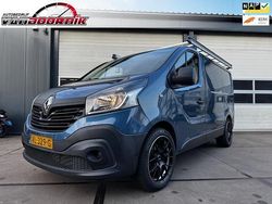 Blauw (metallic) Gebruikt 2014 Renault Trafic Komfort MPV | € 5.995