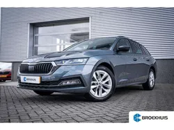 Grijs Gebruikt 2021 Skoda Octavia Business Line Stationwagen | € 25.700 (Iets duurder)