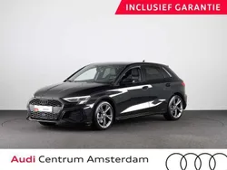 Zwart Gebruikt 2024 Audi A3 Sportback S-Line Hatchback | € 33.849 (Eerlijke prijs)