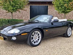 Zwart Gebruikt 2002 Jaguar XKR Cabriolet | € 22.950 (Duur)